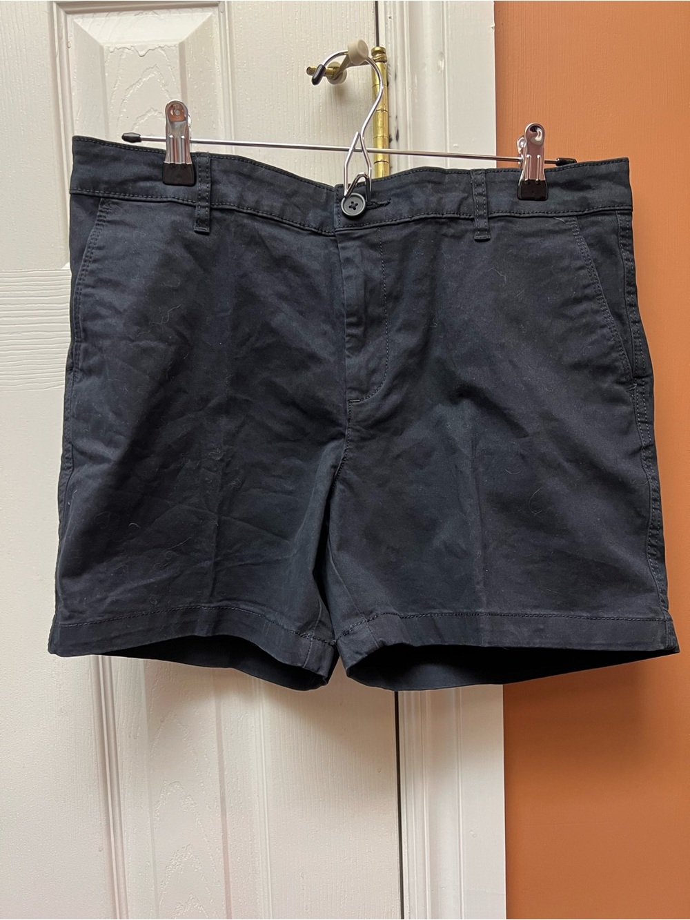 Amazon Essentials Women's Flat Front Shorts in Black